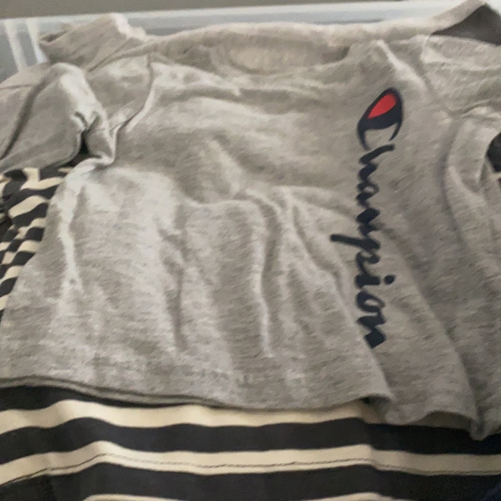 Mystery bag of boy clothes. - Picture 2 of 3